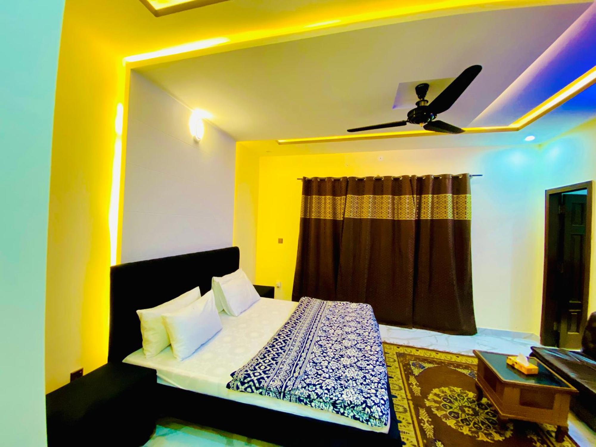 Moonlight Guest House Rawalpindi Buitenkant foto