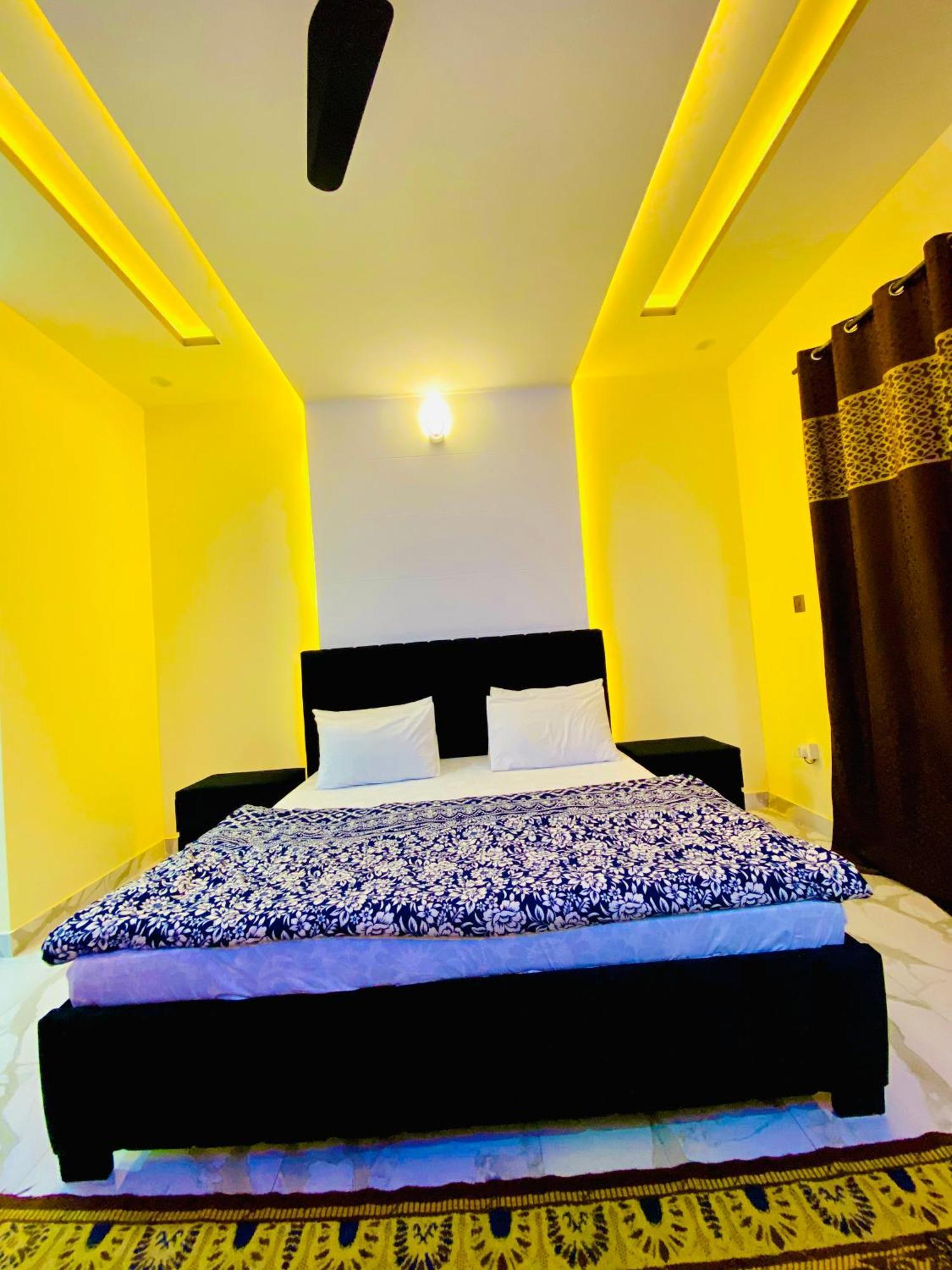 Moonlight Guest House Rawalpindi Buitenkant foto