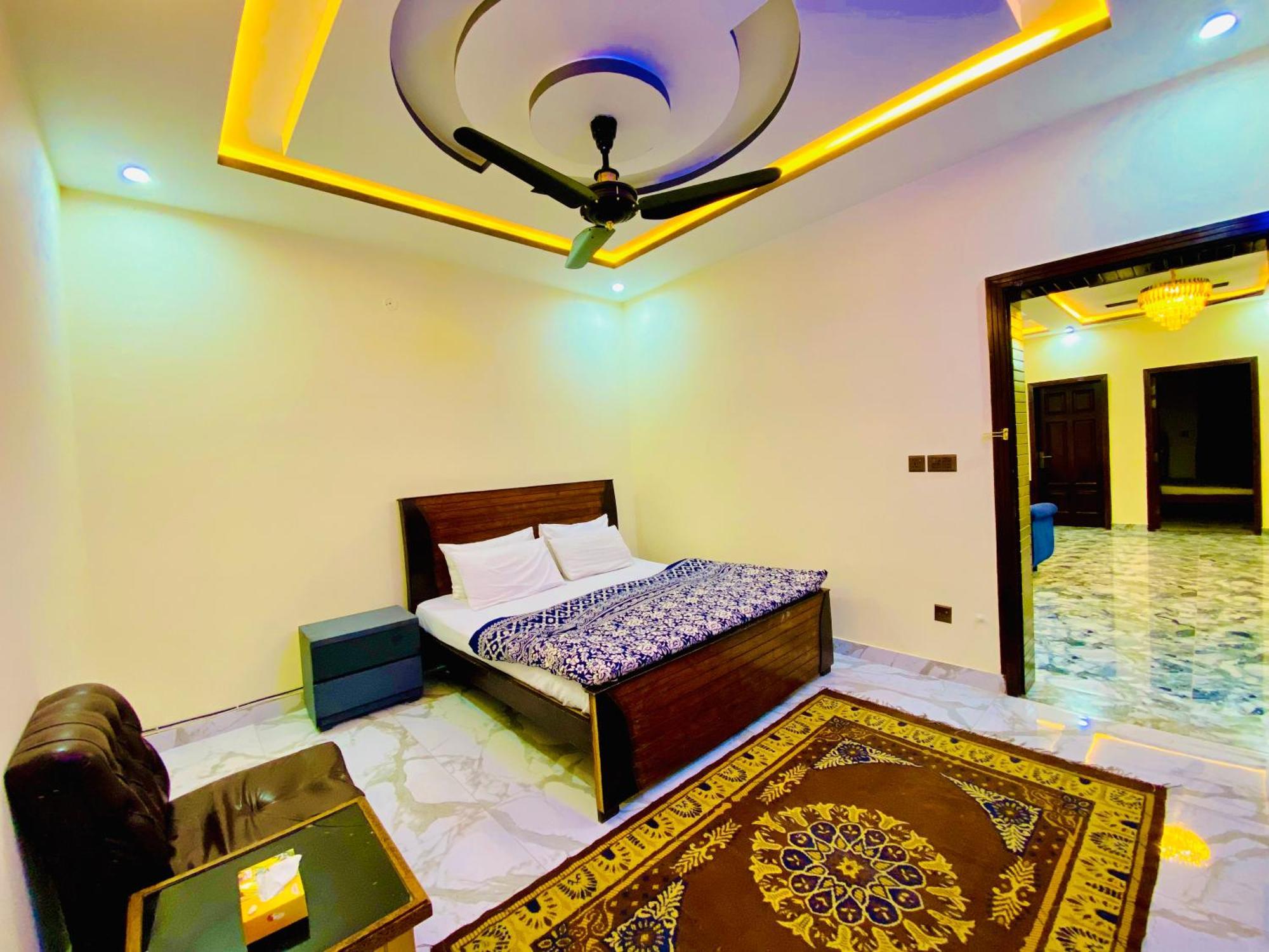 Moonlight Guest House Rawalpindi Buitenkant foto