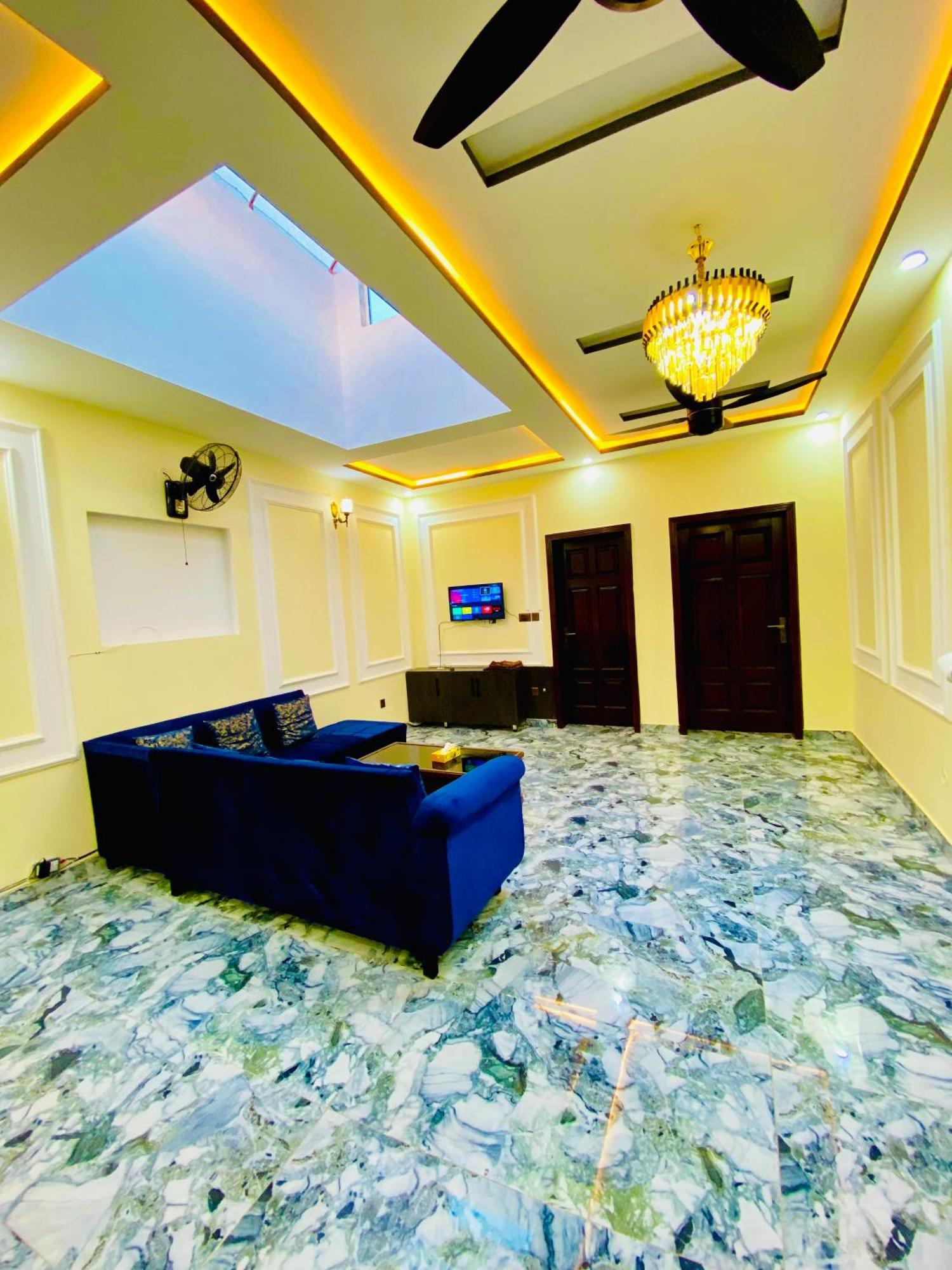 Moonlight Guest House Rawalpindi Buitenkant foto