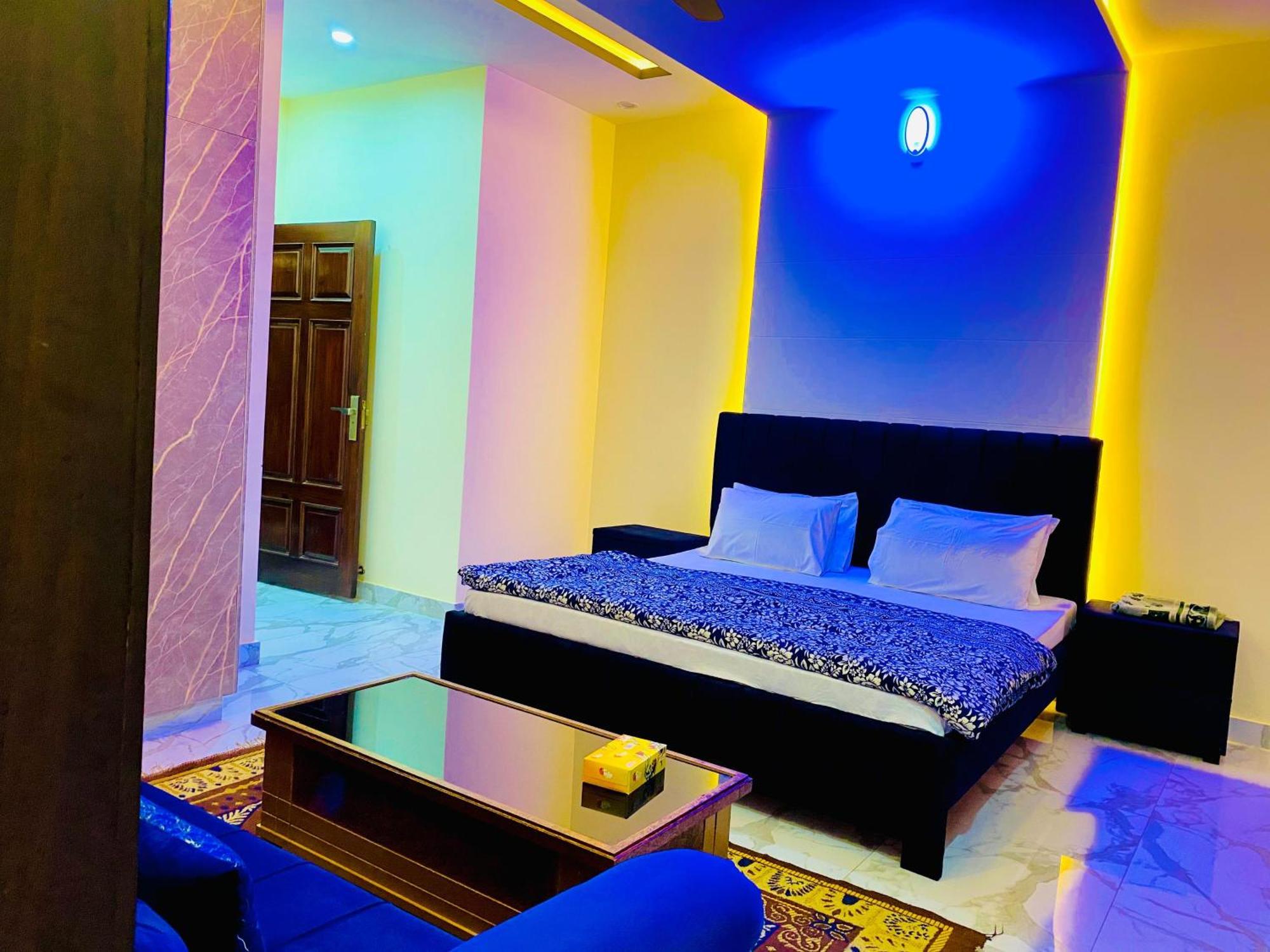 Moonlight Guest House Rawalpindi Buitenkant foto