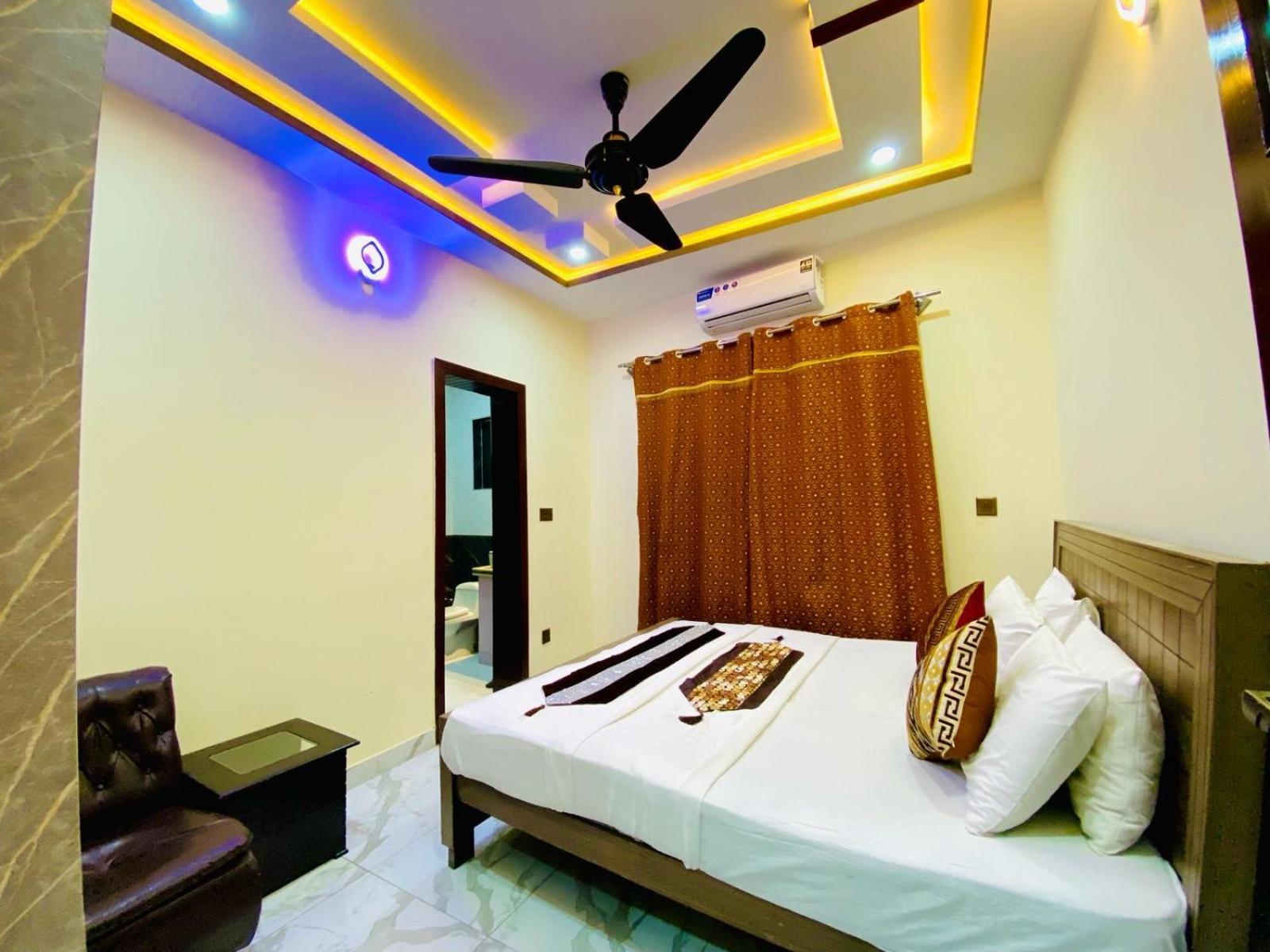 Moonlight Guest House Rawalpindi Buitenkant foto
