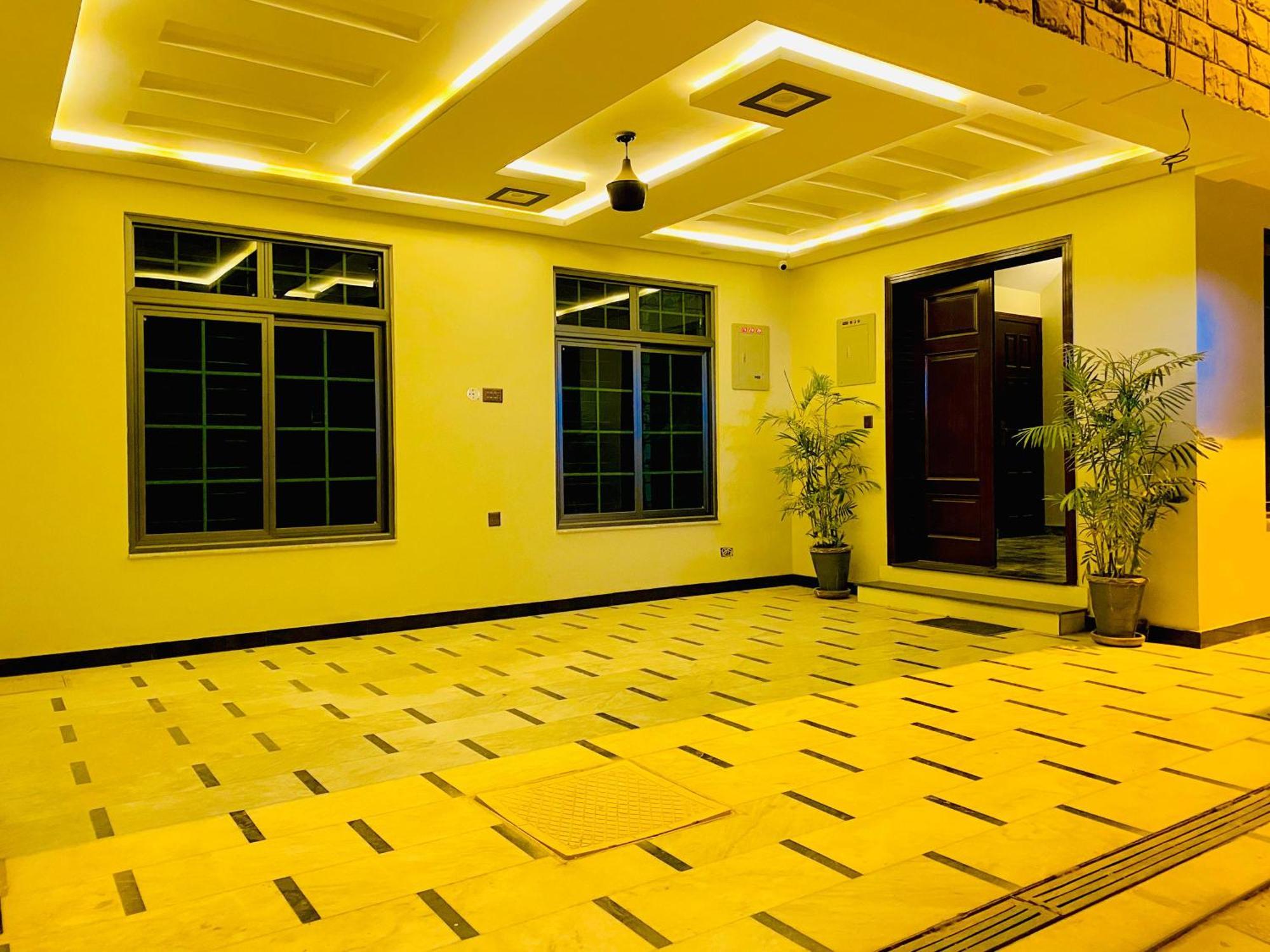 Moonlight Guest House Rawalpindi Buitenkant foto
